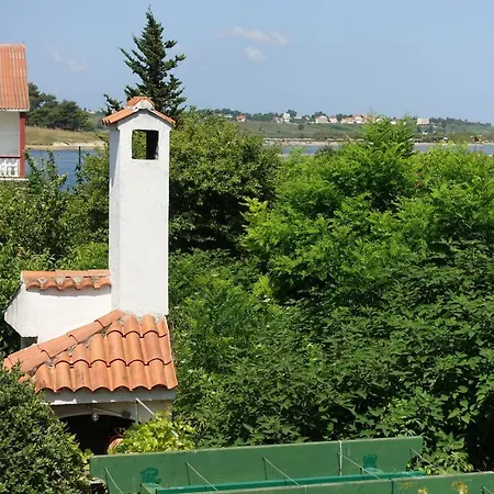 And With Parking Space Nin, Zadar - 5805 Guest house